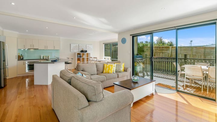 Island Holidayze - Phillip Island