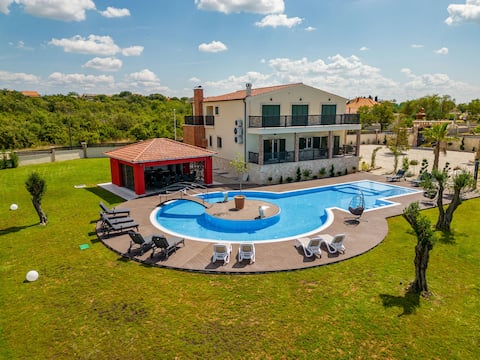 Top performing Airbnb: Villa Leon Zadar Villas in Poljica Brig
