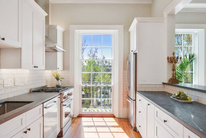 Historic Restored Home | Downtown gallery image 3