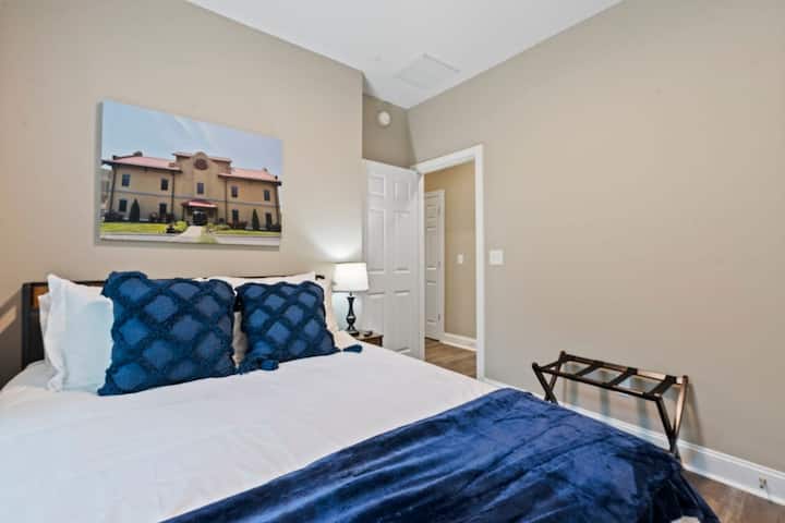 Dormitorio doble tamaño queen. 