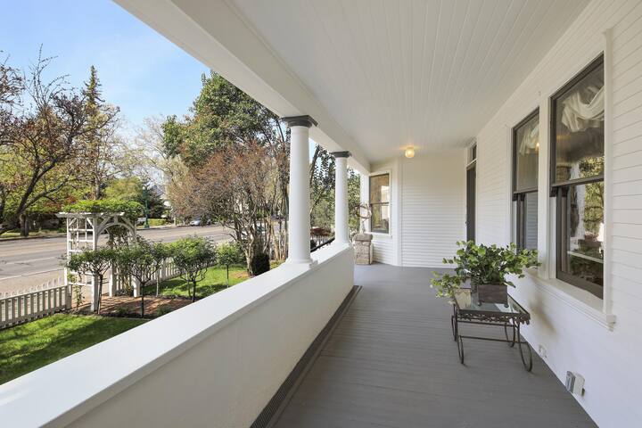 Sonoma Valley Escapes managed Airbnb listing 1