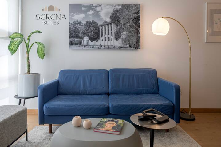 Lovely 3BR in Central Condesa w AC & Rooftop Pool gallery image 5