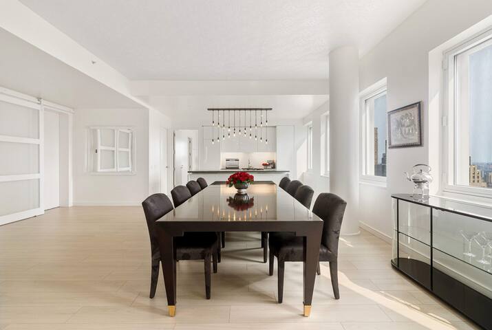 5Bdrm Midtown Penthouse Apartment/Corporate Rental gallery image 4