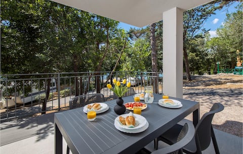 Stunning home in Kraljevica with WiFi