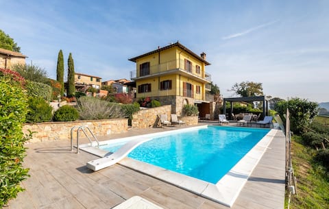 Lovely home in Castiglione Del Lago