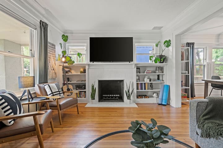 Entertainer - Brookside + Walkable + Firepit - Kansas City, MO
