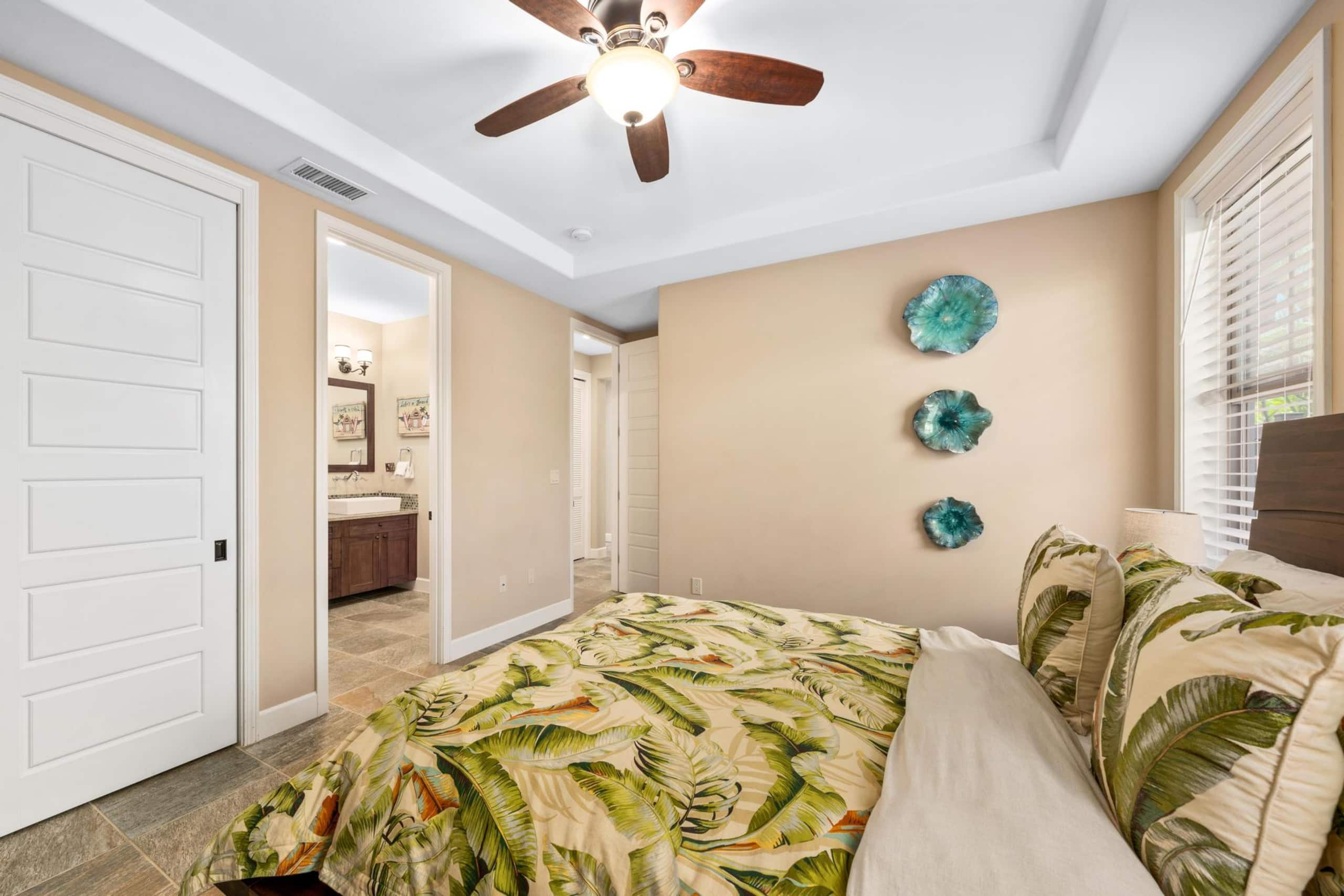 Home in Kailua-Kona · ★4.95 · 3 bedrooms · 4 beds · 2.5 baths - Image 35
