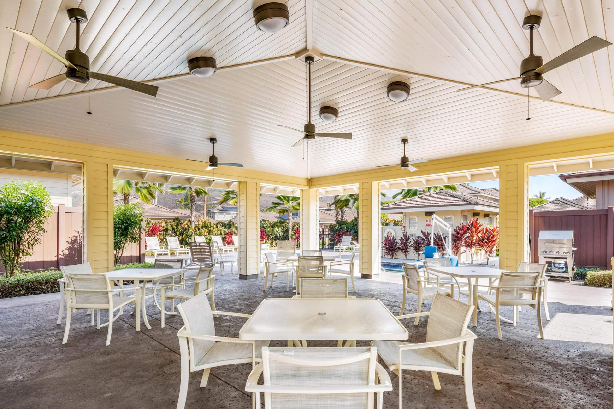 Home in Kailua-Kona · ★4.95 · 3 bedrooms · 4 beds · 2.5 baths - Image 53