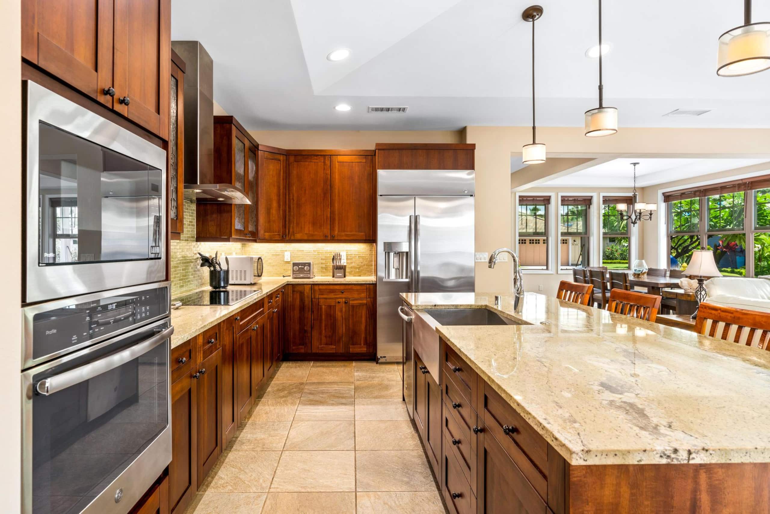 Home in Kailua-Kona · ★4.95 · 3 bedrooms · 4 beds · 2.5 baths - Image 3