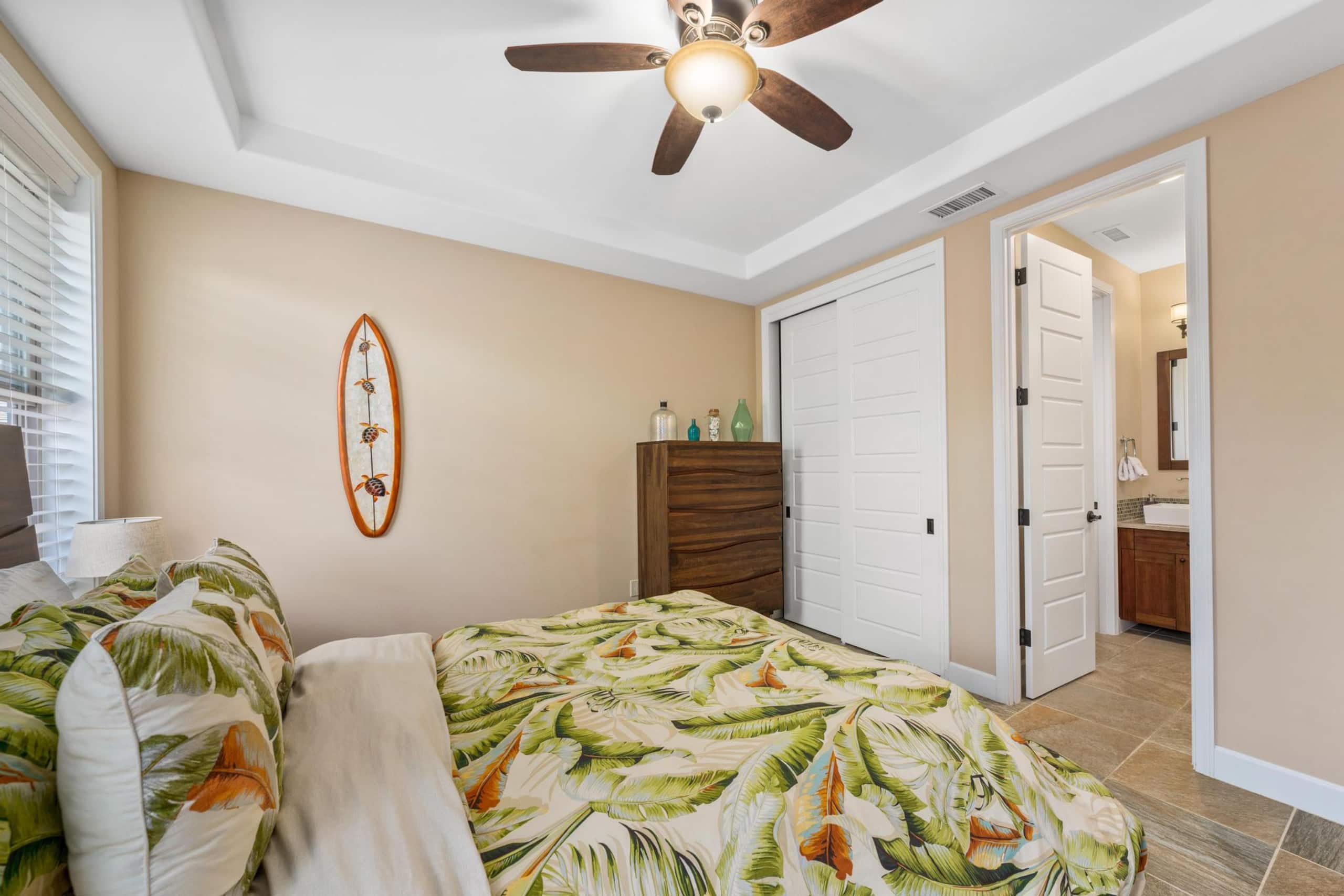 Home in Kailua-Kona · ★4.95 · 3 bedrooms · 4 beds · 2.5 baths - Image 33