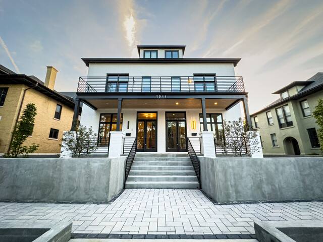 Music Row Luxury Townhomes A + B gallery image 2