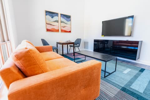 The Regal Executive Perfect Pool Gorgeous