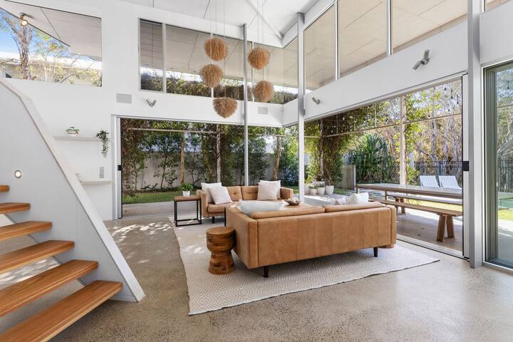 Whitehaven Beach House gallery image 5