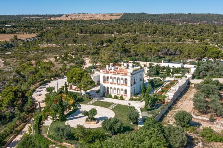 Palazzo Mastropà gallery image 2