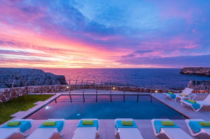 Villa Agata by Villa Plus gallery image 4