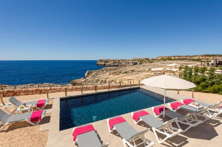 Villa Aguamarina by Villa Plus gallery image 2