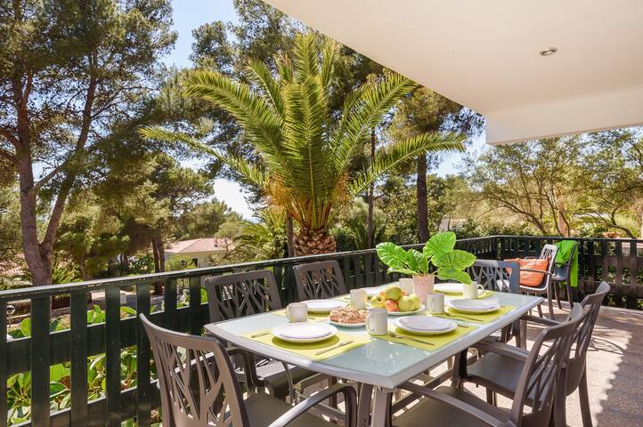 Villa Alessandra by Villa Plus gallery image 4