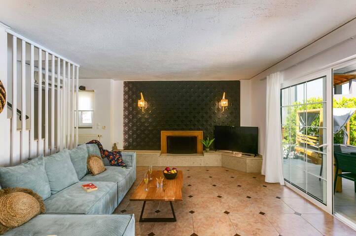 Villa Alpha by Villa Plus gallery image 5