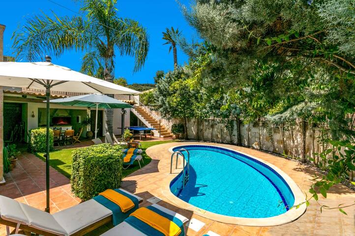 Villa Areti by Villa Plus gallery image 2