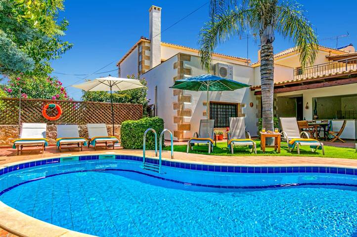 Villa Areti by Villa Plus