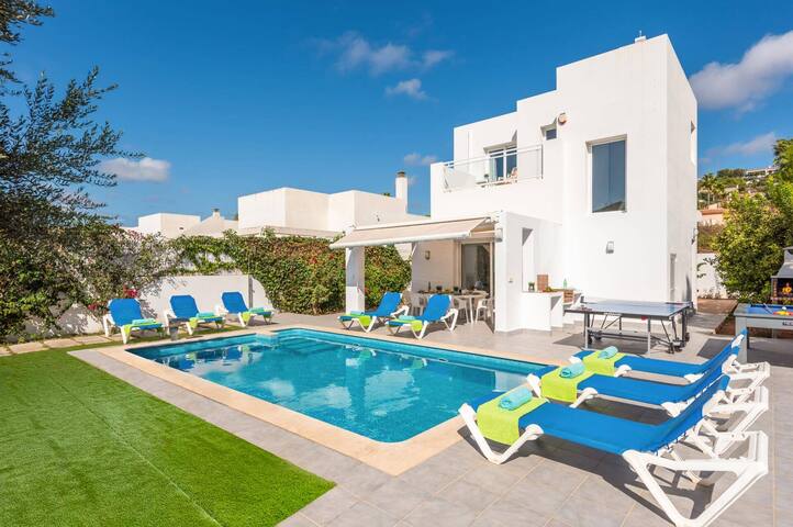 Villa Atalis by Villa Plus gallery image 3