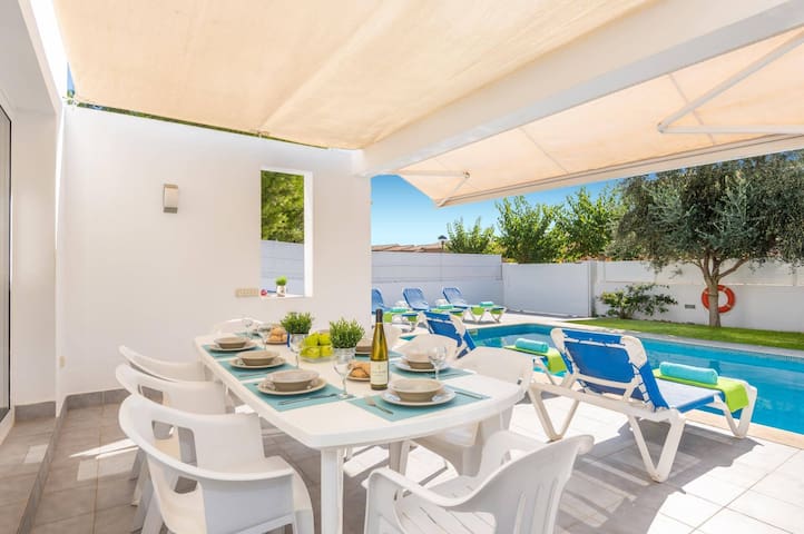 Villa Atalis by Villa Plus gallery image 5