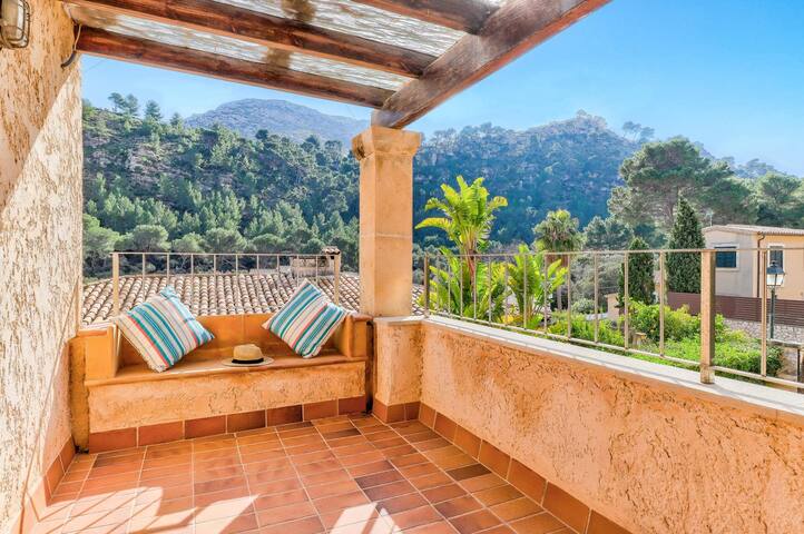 Villa Can March by Villa Plus gallery image 4