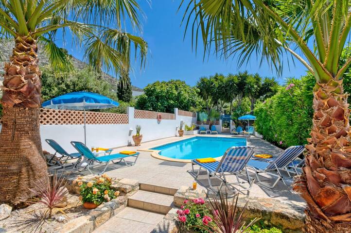 Villa Capri Crete by Villa Plus gallery image 2