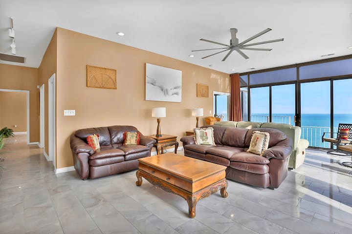 Palmetto Vacation Rentals managed Airbnb listing 1