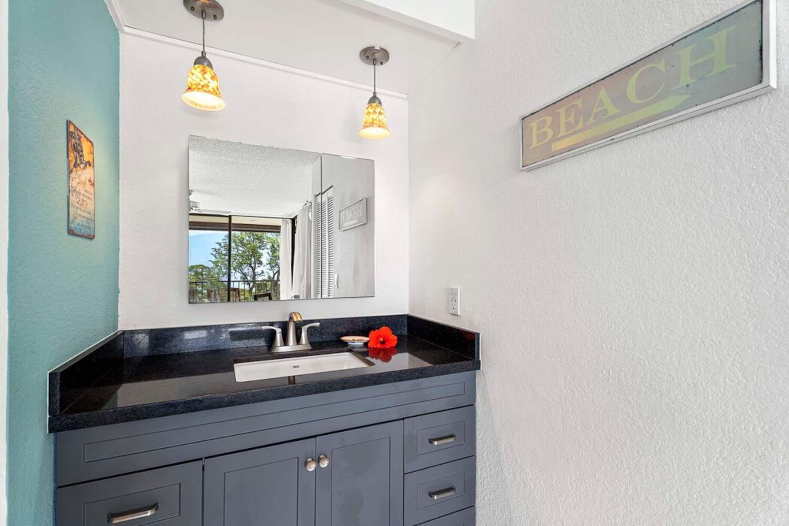 Condo in Kailua-Kona · ★5.0 · 2 bedrooms · 4 beds · 2.5 baths - Image 18