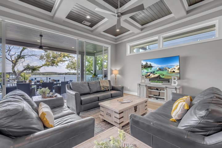 Rolling Waves Haven | Concierge Services Available - Texas