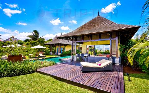Neighboring Villas with Pools & Gardens