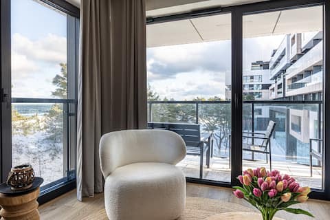 Sunrise | Modern apartment | Forest and city views