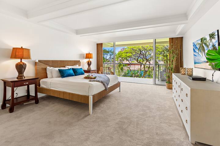 Grdn View steps from beach, dining, shopping 473 gallery image 4