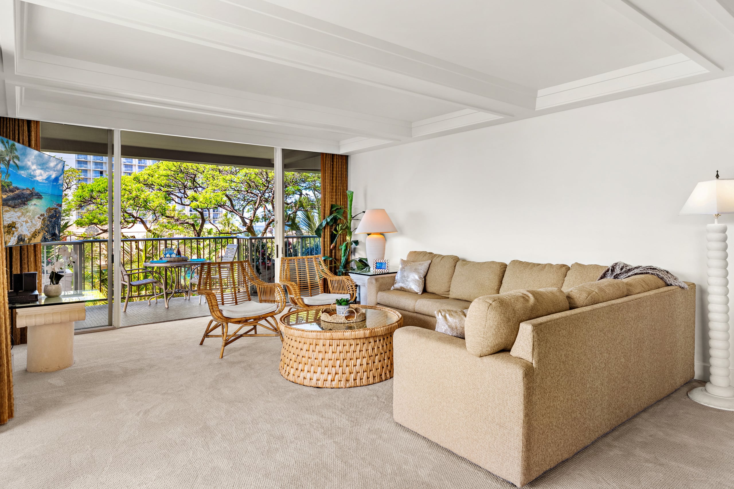 Condo in Lahaina · ★5.0 · 2 bedrooms · 2 beds · 2 baths - Image 2