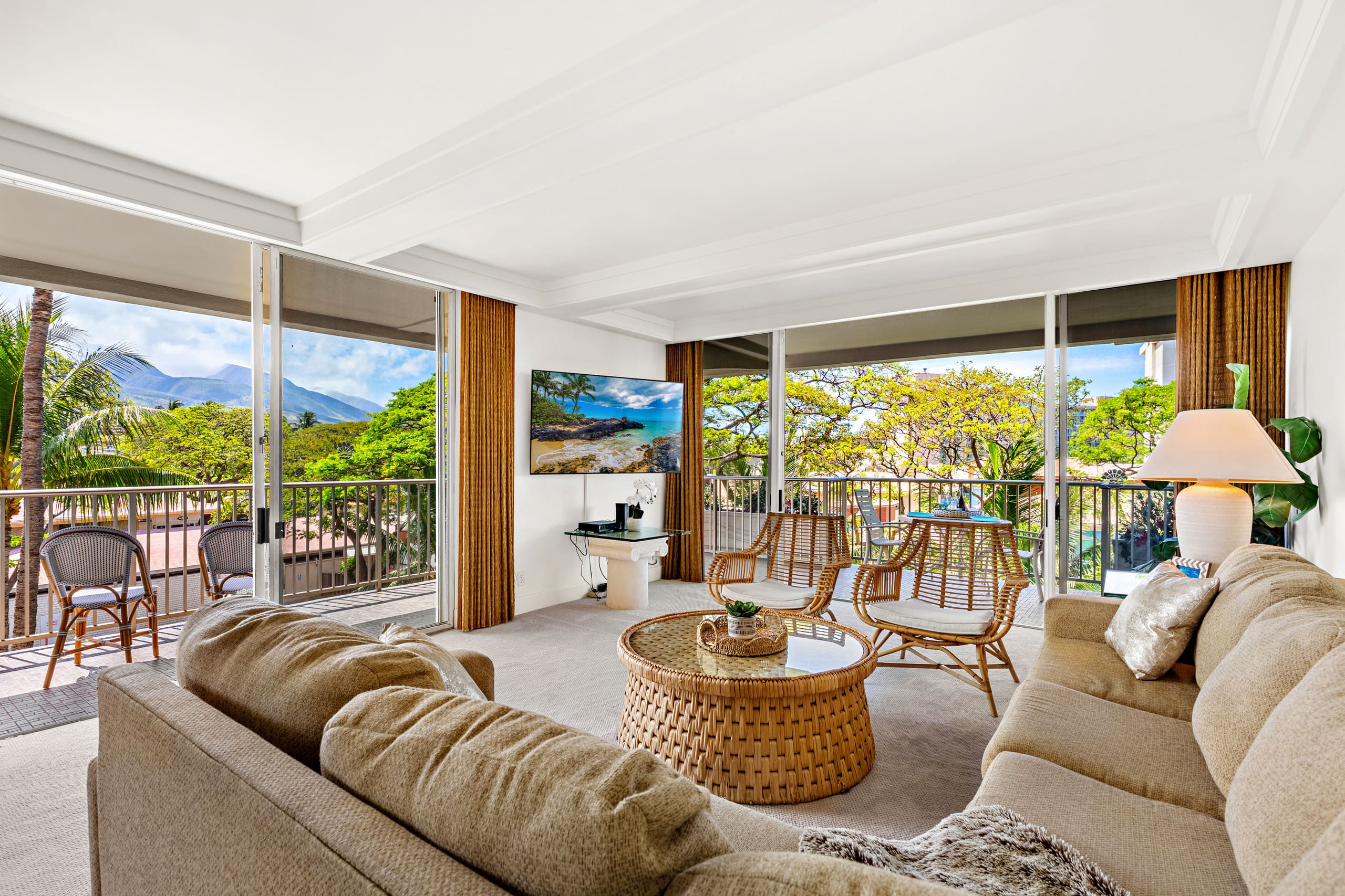 Condo in Lahaina · ★5.0 · 2 bedrooms · 2 beds · 2 baths - Image 1