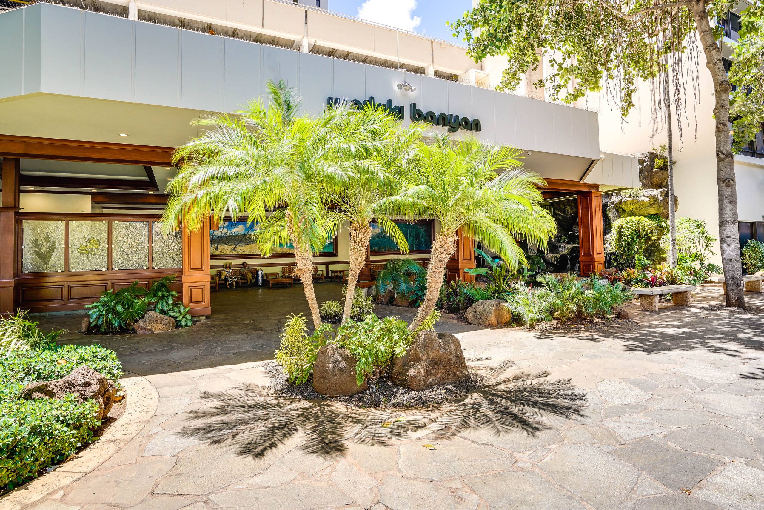 Condo in Honolulu · ★4.13 · 1 bedroom · 2 beds · 1 bath - Image 22