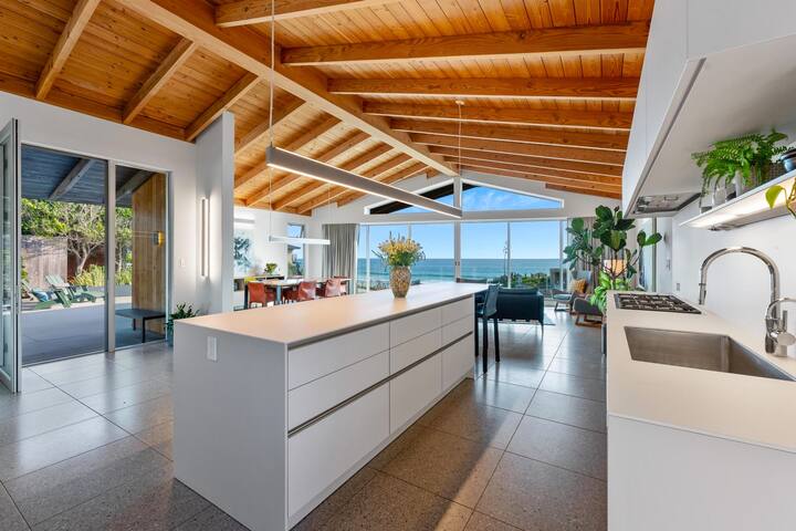 Beachfront Modern | 4BR Terrace with Sunset Views gallery image 3