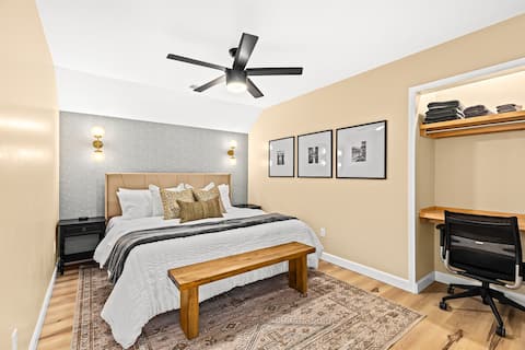 [2BR/1BA] Peaceful Oasis | King Beds | Upper Flat