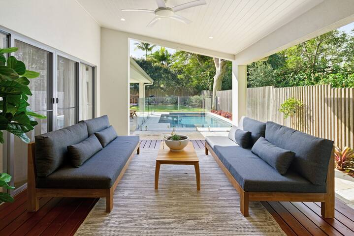 Home away from Home at Dicky Beach