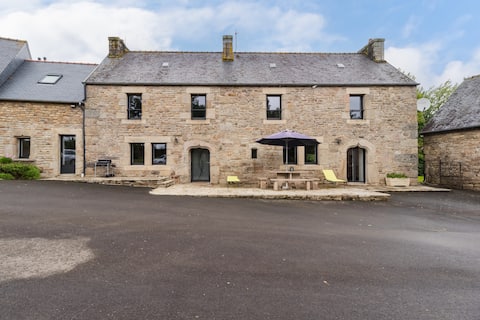 Gîte de Kerduraison – House with large garden