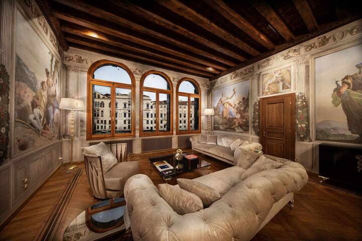 Appartamento Vista CanalGrande ideale per famiglie gallery image 2