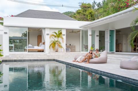 4BR Villa Private Pool Free Breakfast