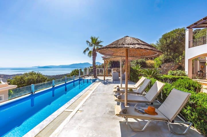 Villa Desire by Villa Plus