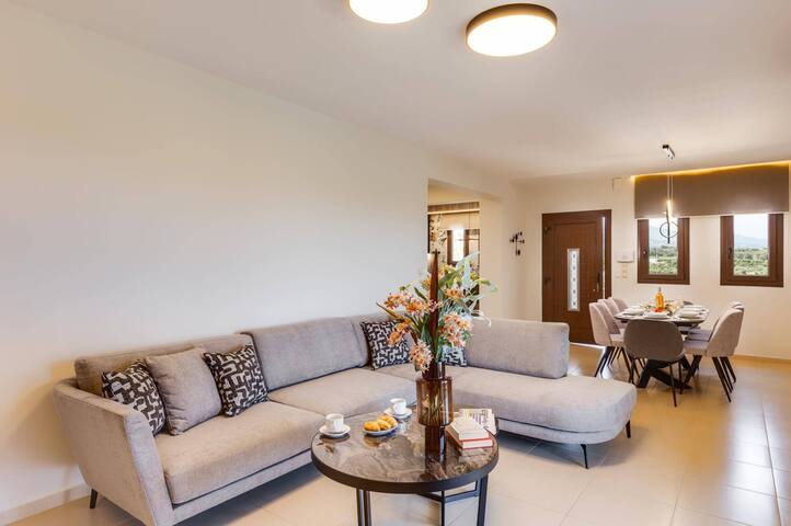 Villa Erato by Villa Plus gallery image 5