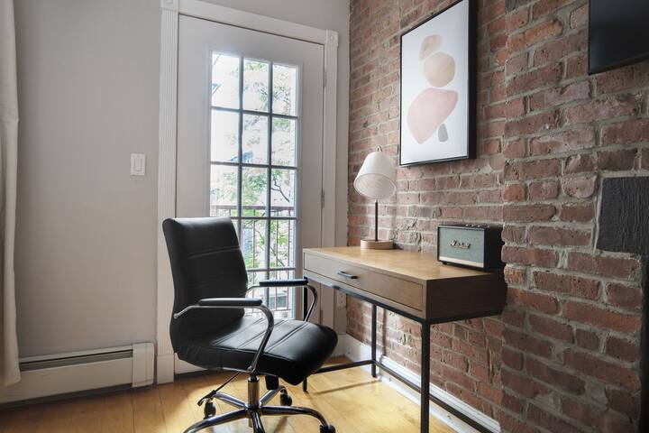 Blueground | East Village, balcony, nr nightlife gallery image 4