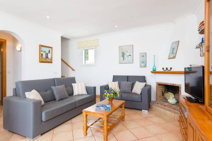 Villa Girasol by Villa Plus gallery image 5