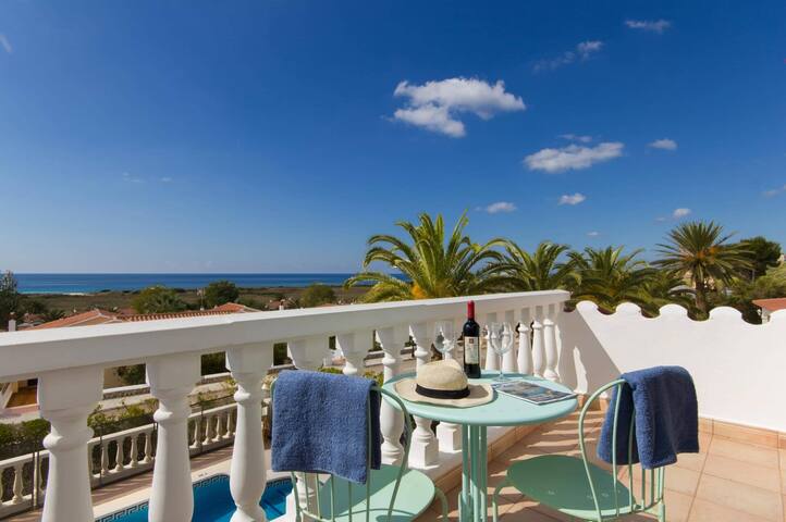 Villa Girasol by Villa Plus gallery image 3