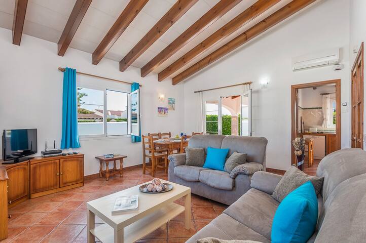 Villa Enrich by Villa Plus gallery image 4