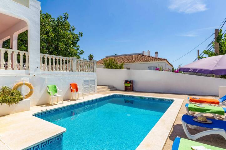 Villa Karenessa by Villa Plus gallery image 2